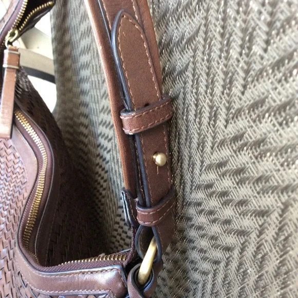 ❌SOLD❌ Cole Haan Brown Genevieve Woven Leather Hobo Bag - Picture 4 of 10